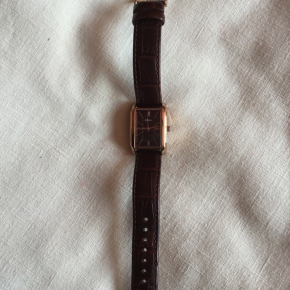 Fossil Watch - Picture 3 of 10